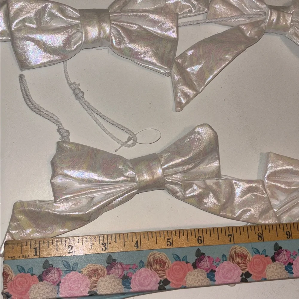 Iridescent Bow Garland Set of 2  White Pearly Garland Girlhoodcore Bow Garland